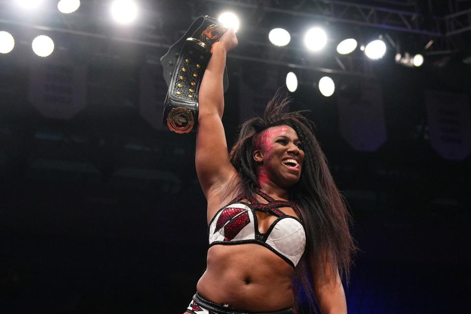 aew athena ember moon