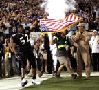 BALTIMORE - SEPTEMBER 11: Ray Lewis #52 of the Baltimore Ravens gets ready before the game against the Indianapolis Colts at M&T Bank Stadium on September 11, 2005 in Baltimore, Maryland. The Colts defeated the Ravens 24-7. (Photo by Joe Robbins/Getty Images)