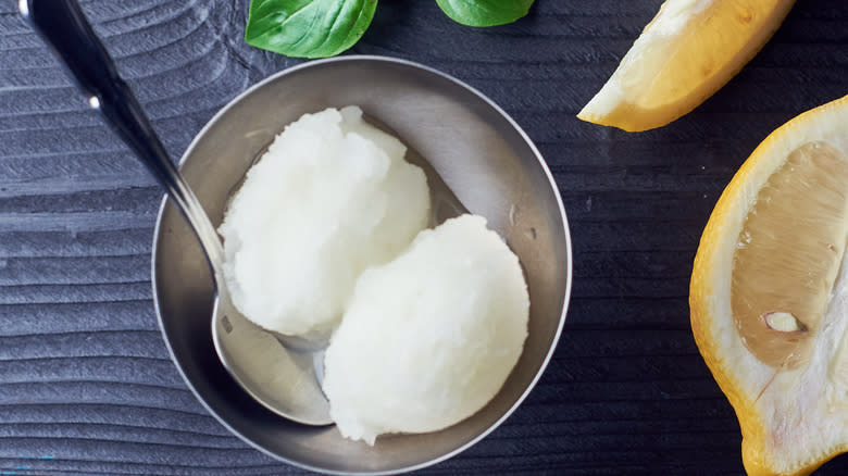 Lemon sorbet scoops