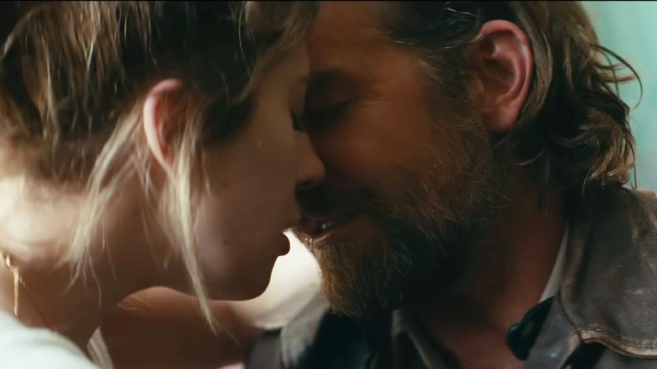 Lady Gaga and Bradley Cooper in A Star is Born