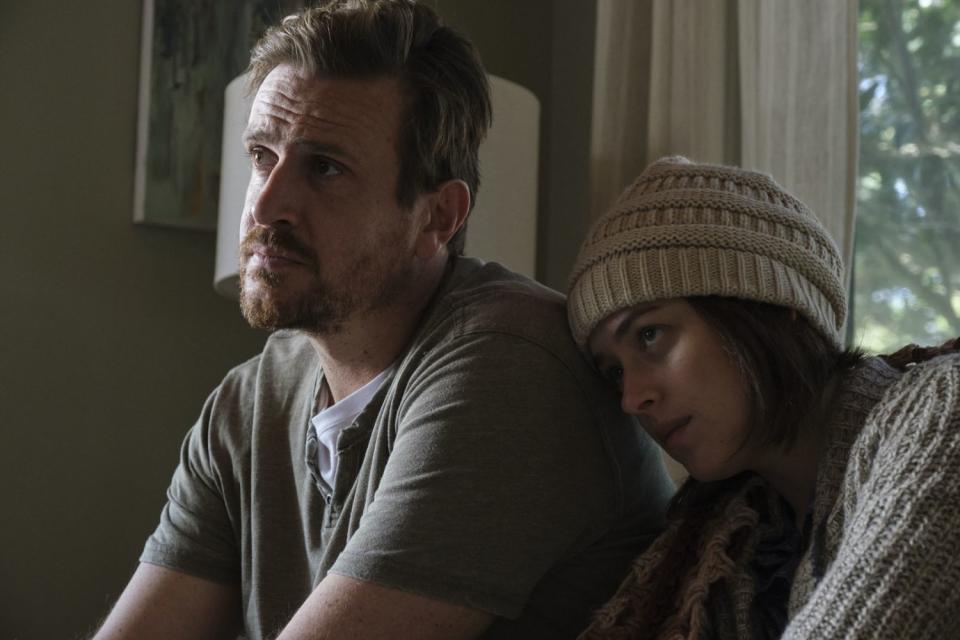 Jason Segal and Dakota Johnson in the movie "Our Friend."