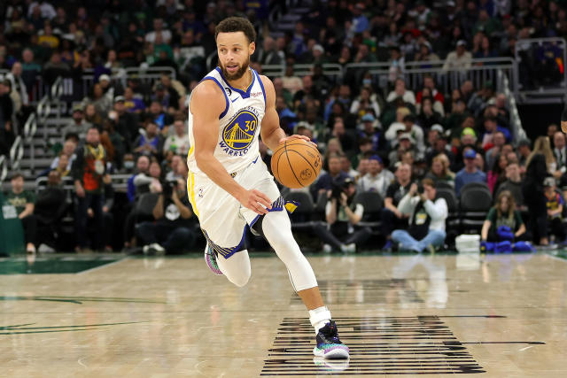 Steph Curry Injury Update: Warriors Star Not Close to Picking Up Basketball  – NBC Los Angeles