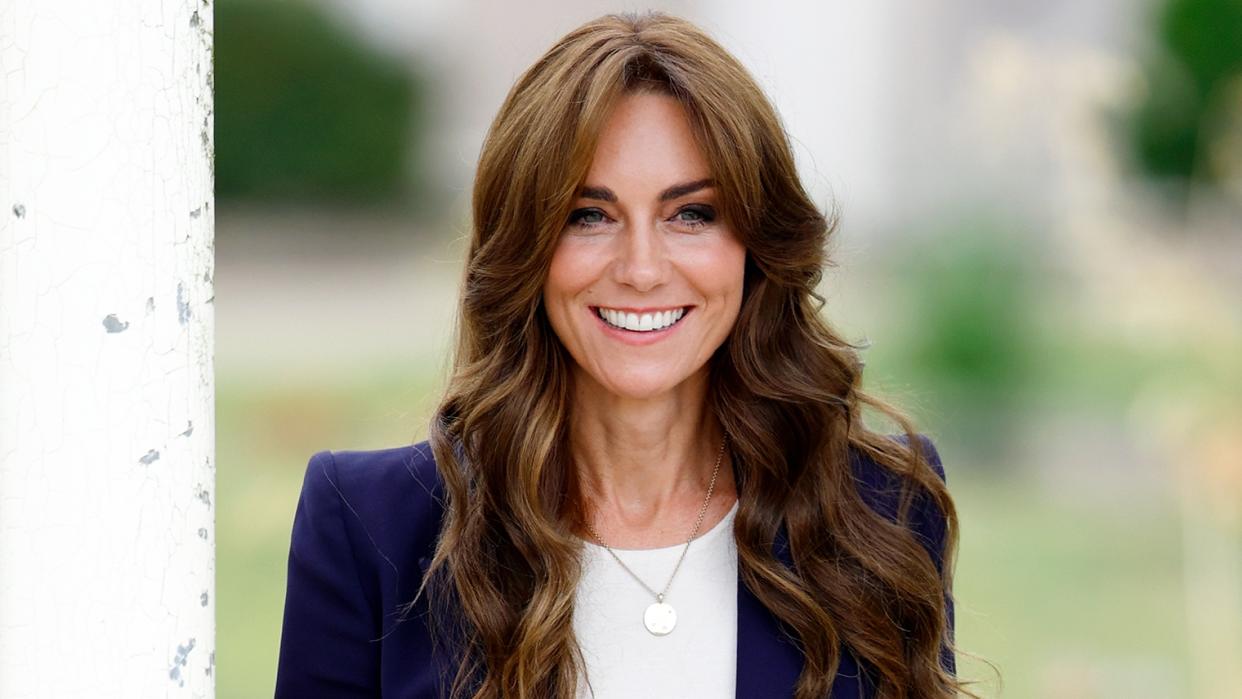  Here's exactly how you can achieve Kate Middleton's bangs and precisely what you need to ask for at the salon. 