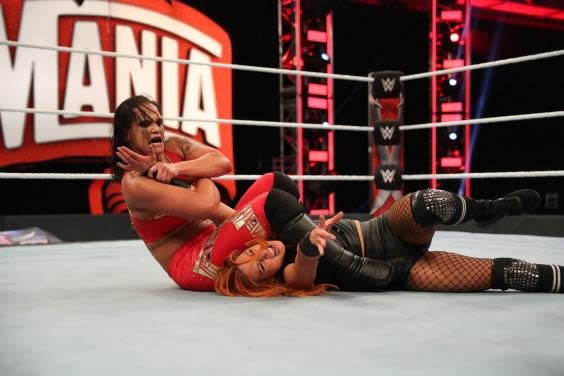 Becky Lynch was able to pin Shayne Baszler by using her own submission against her (WWE)