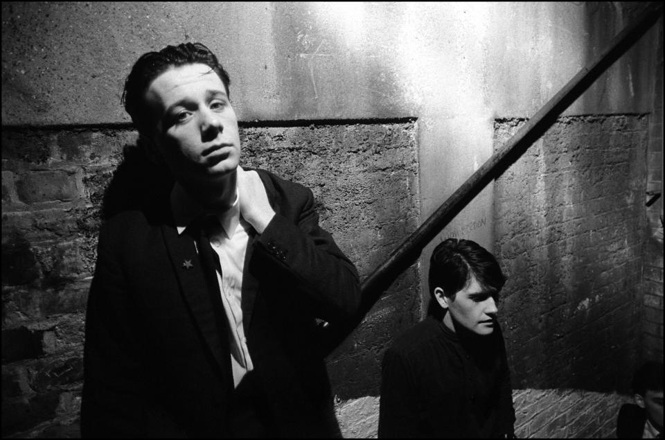 Jim Kerr and Charlie Burchill of Simple Minds in 1981. (Photo: David Corio/Redferns)