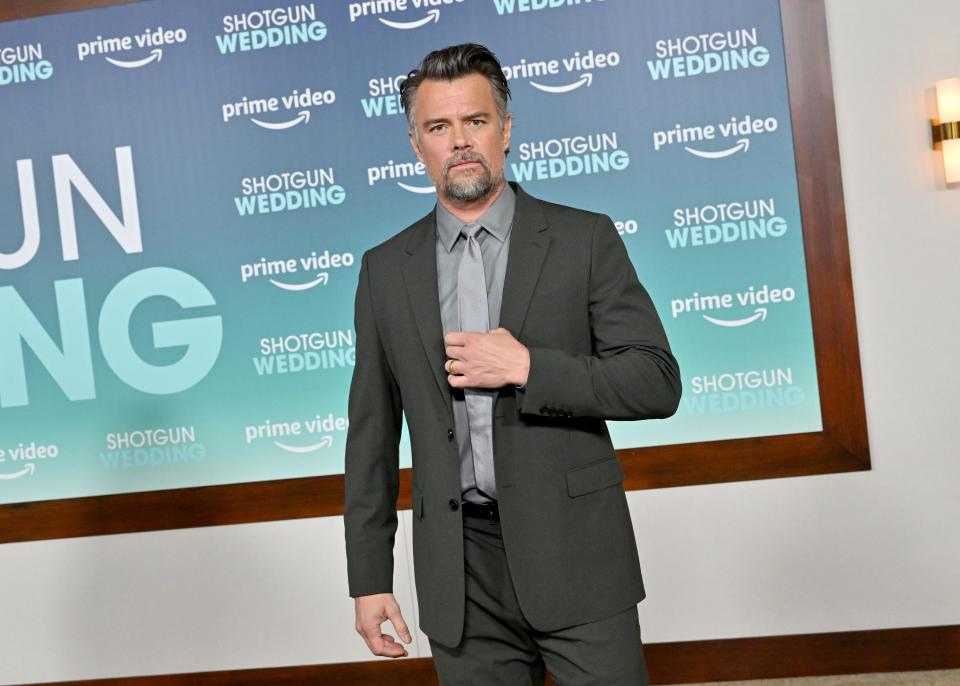 Josh Duhamel attends the Los Angeles premiere of "Shotgun Wedding" on January 18, 2023 in Hollywood, California.