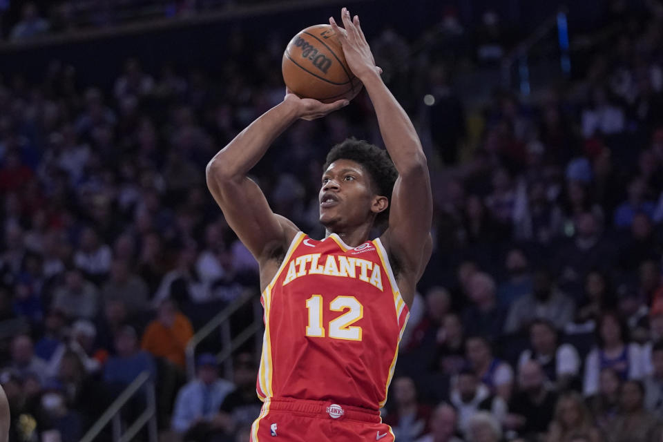 Atlanta Hawks forward De'Andre Hunter shoots during the first half of the team's NBA basketball game against the New York Knicks, Wednesday, Nov. 2, 2022, at Madison Square Garden in New York. (AP Photo/Mary Altaffer)