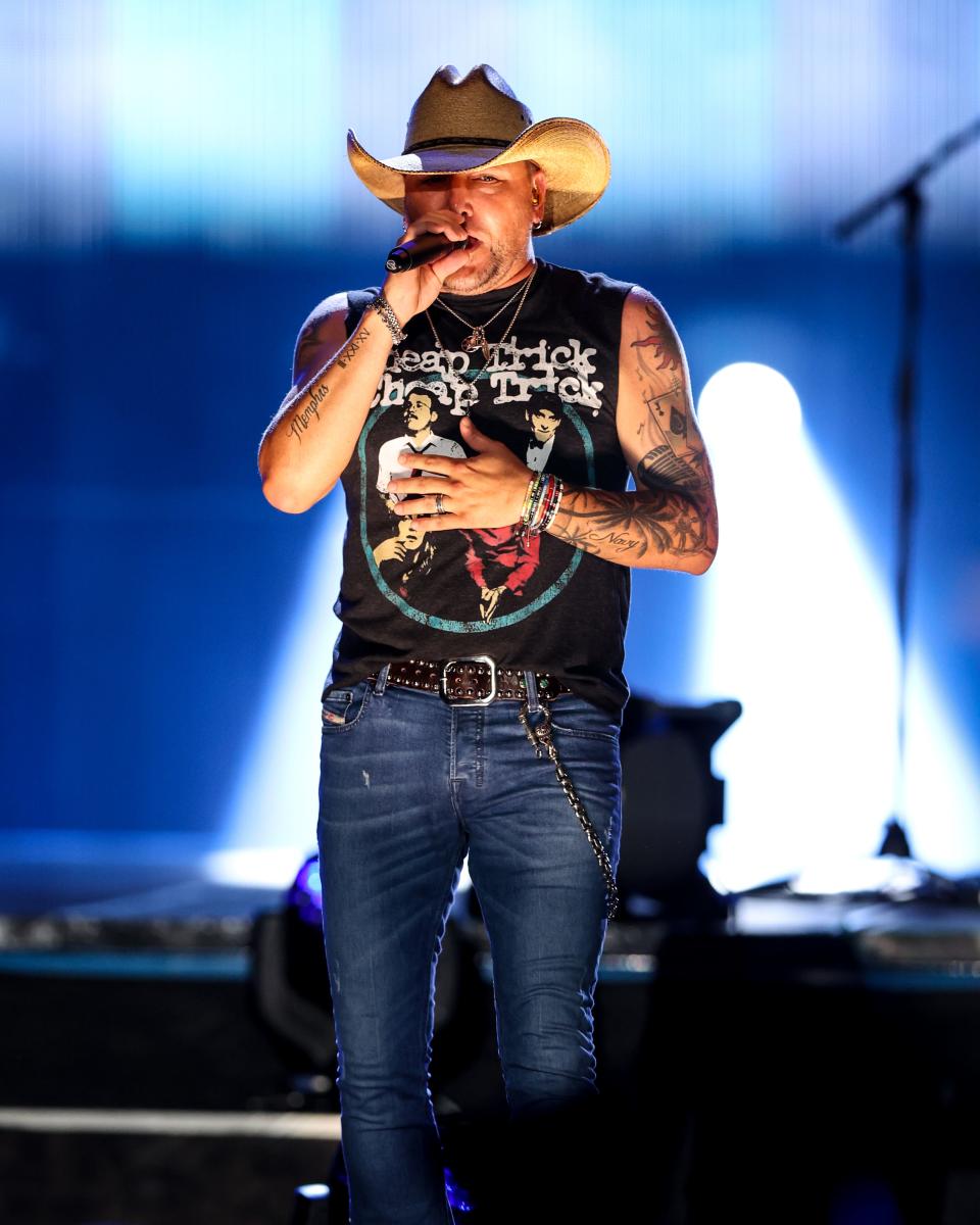 Jason Aldean performs to a near capacity crowd to close out the 2023 Iowa State Fair.
