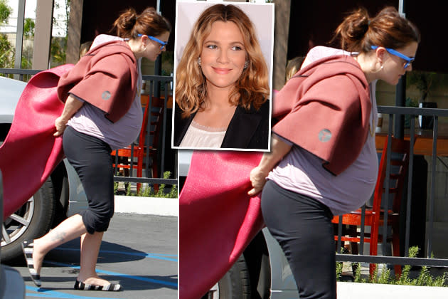 Drew Barrymore geht hochschwanger zum Yoga in L.A. (Bilder: Splash, Getty Images)