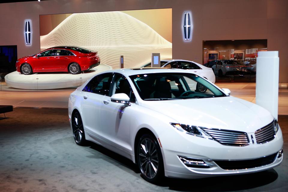 LOS ANGELES, CA - NOVEMBER 29: General Atmosphere of the Lincoln MKZ On Display At Los Angeles Auto Show at Los Angeles Convention Center on November 29, 2012 in Los Angeles, California. (Photo by Todd Oren/Getty Images for Lincoln)