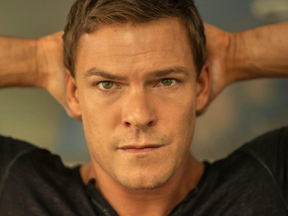 Alan Ritchson as Jack Reacher in "Reacher."