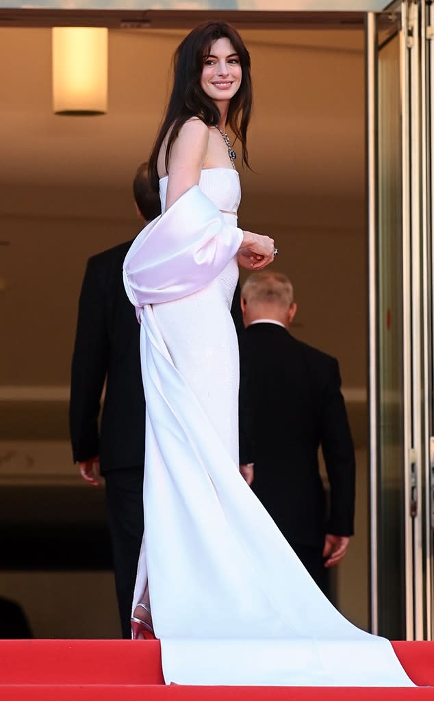 Anne Hathaway, 2022 Cannes Film Festival, Star Sightings, Red Carpet Fashion