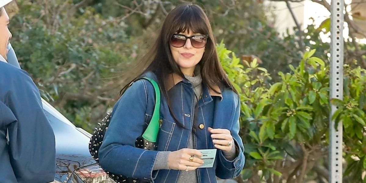 Dakota Johnson's “Perfect” Handbag Is a Reimagined—And Suitably