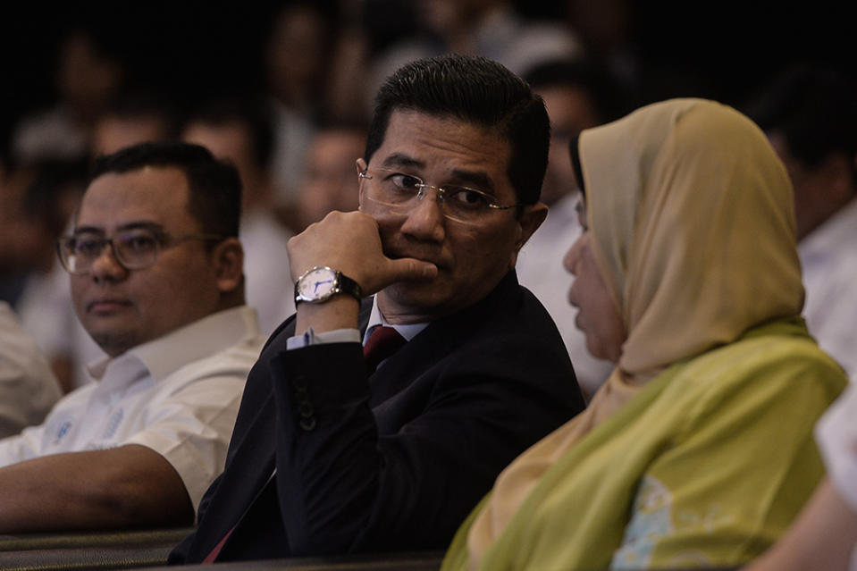 Economic Affairs Minister Datuk Seri Azmin Ali and Zuraida Kamaruddin attend the launch of Project Idaman 2019 at SUK Shah Alam June 18, 2019. — Picture by Miera Zulyana