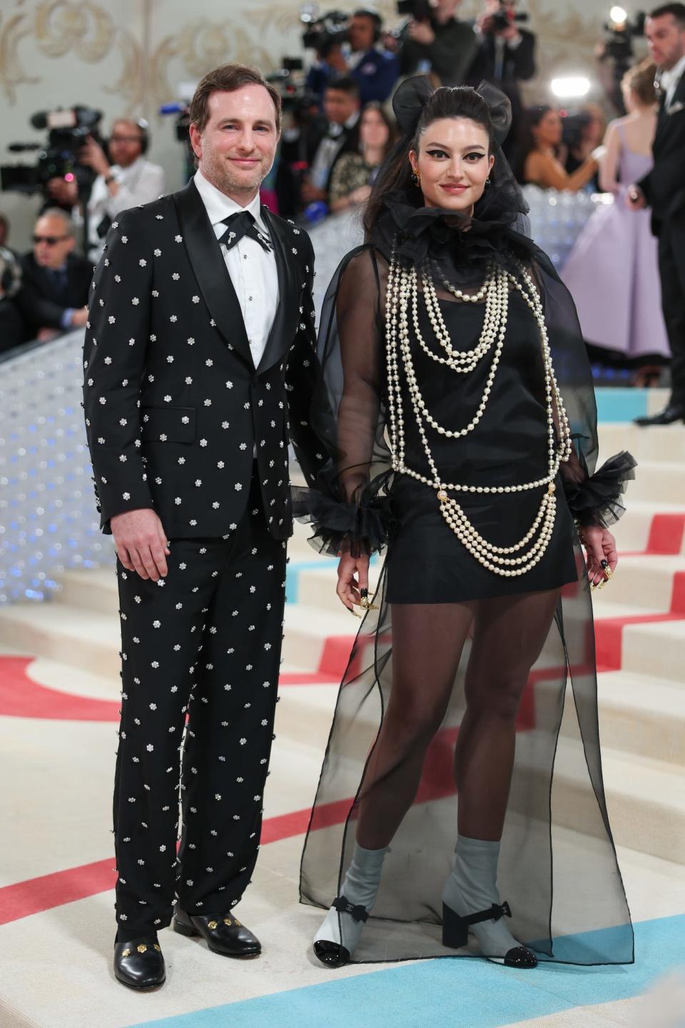 Joe Gebbia and Isabelle Boemeke attend the 2023 Met Gala.