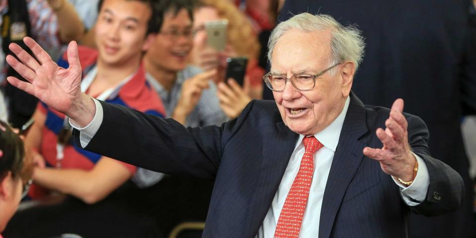 Warren Buffett has $116 billion in Treasury securities and he doesn’t know what to do with them.