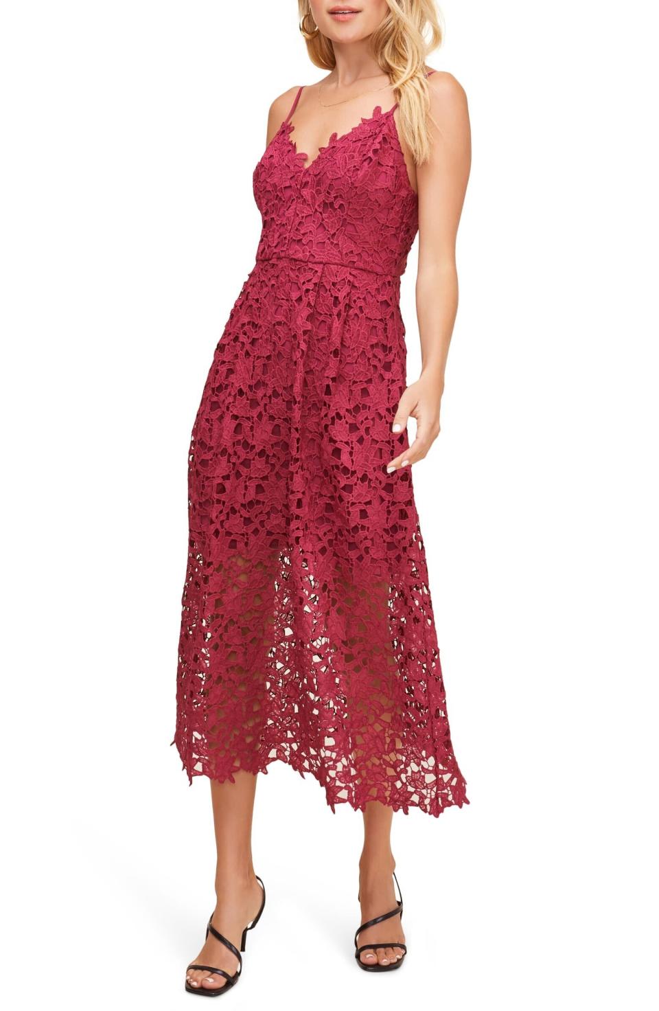 This lace party dress has 1,300 reviews and a 4.1-star rating. Normally $89, get it on sale for $53 at <a href="https://fave.co/38JdUic" target="_blank" rel="noopener noreferrer">Nordstrom</a>. It's available in <a href="https://fave.co/38JdUic" target="_blank" rel="noopener noreferrer">sizes XS to XL</a>.