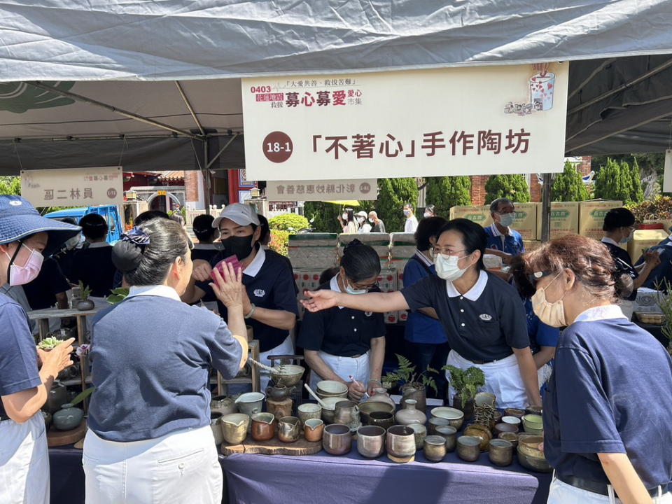 ▲遍布全國各處的慈濟志工，只要哪邊有需要就會有藍衣天使奉獻服務的蹤影。（圖／記者周厚賢攝）