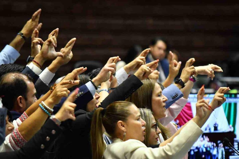 oposicion impugnación reformas amnistía amparo 