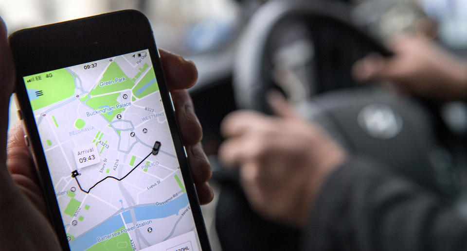 New Uber guidelines will ban passengers who fall below four star rating by poor use of the app.