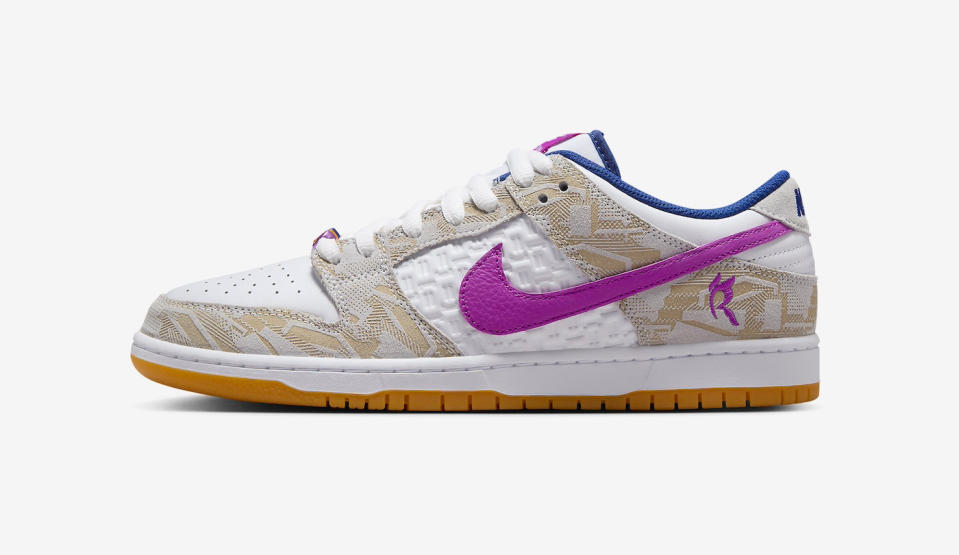 Rayssa Leal Nike SB Dunk Low 