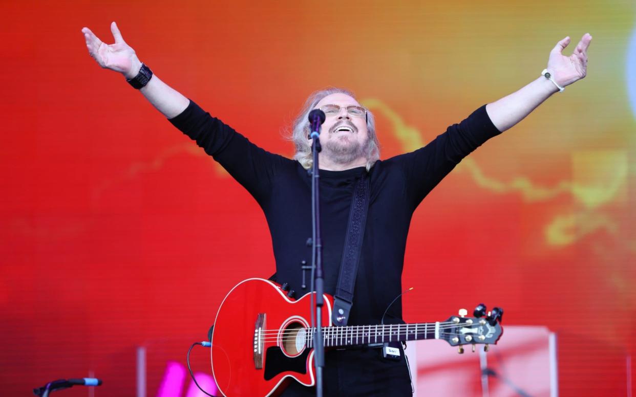 Barry Gibb performs on the Pyramid stage at Glastonbury Festival 2017 - Getty Images Europe