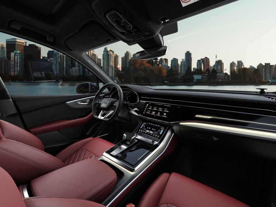 2025 audi sq7 interior