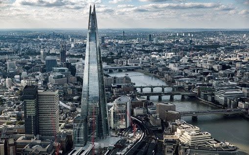 London is generating more jobs and economic growth than other regions despite efforts to rebalance Britain's economy - Cultura Exclusive