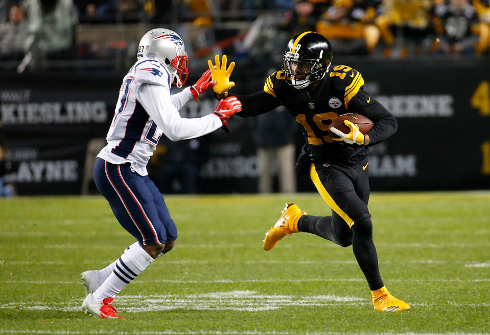 JuJu Smith-Schuster got himself a hot dog, then got himself a win. (Getty)