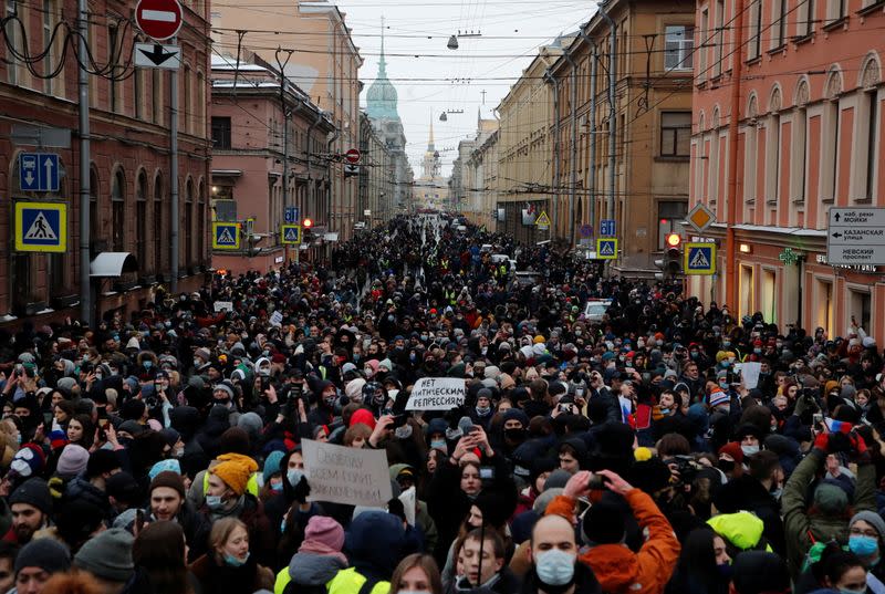 Rally in support of Alexei Navalny in Saint Petersburg