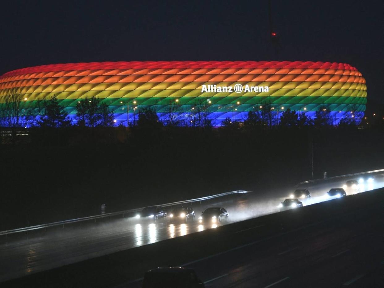 Allianz Arena leuchtet heute in Regenbogenfarben