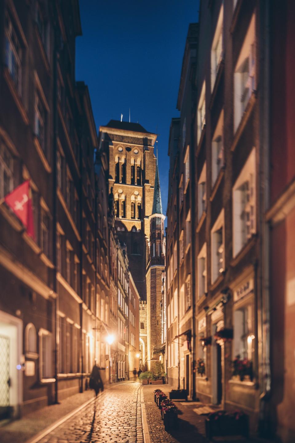 Basilica of the Assumption of the Blessed Virgin Mary at night