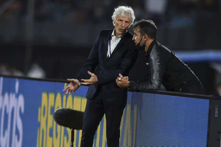 El entrenador argentino de Venezuela, José Pekerman, durante el partido entre Uruguay y Venezuela