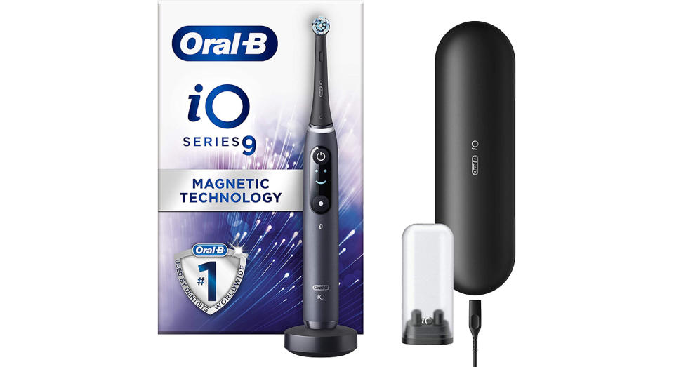 Oral-B iO9 Black Ultimate Clean Electric Toothbrush