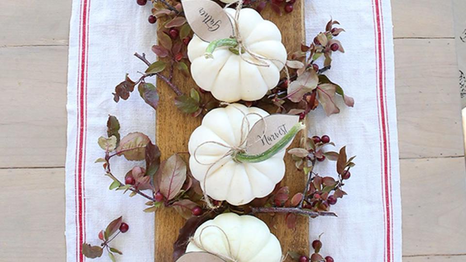 thanksgiving centerpiece white pumpkins