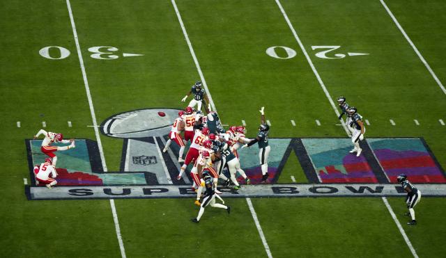 After reports of slippery turf, NFL says Super Bowl grass 'was in