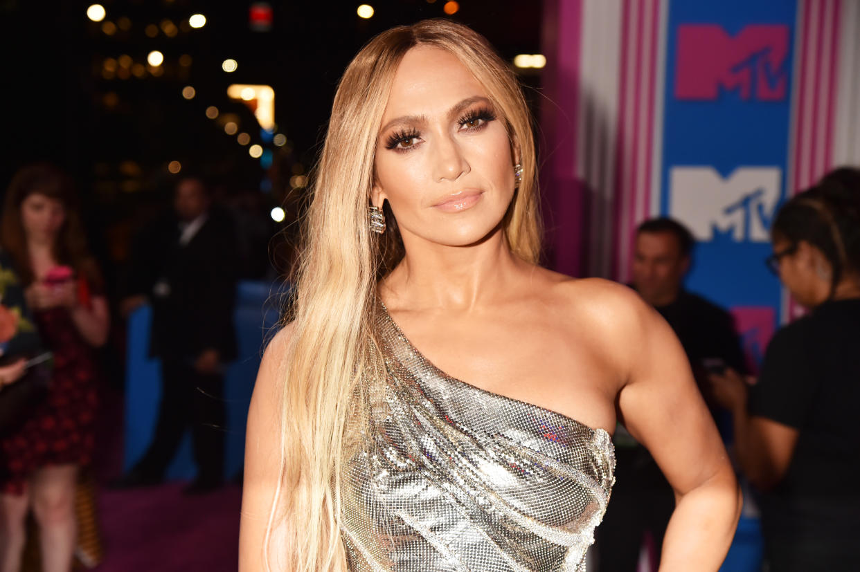 NEW YORK, NY - AUGUST 20:  Jennifer Lopez attends the 2018 MTV Video Music Awards at Radio City Music Hall on August 20, 2018 in New York City.  (Photo by Jeff Kravitz/FilmMagic)