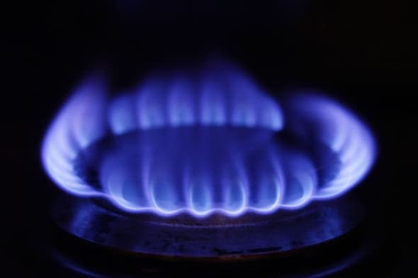 big six energy companies lose out to smaller competitors