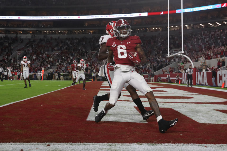 Alabama receiver DeVonta Smith catches a touchdown pass in the first half against the Georgia Bulldogs on Oct. 17. (UA Athletics/Collegiate Images/Getty Images)