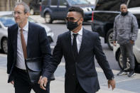 Cuba Gooding Jr., right, arrives at criminal court for his sexual misconduct case, Monday, Oct. 18, 2021, in New York. (AP Photo/John Minchillo)