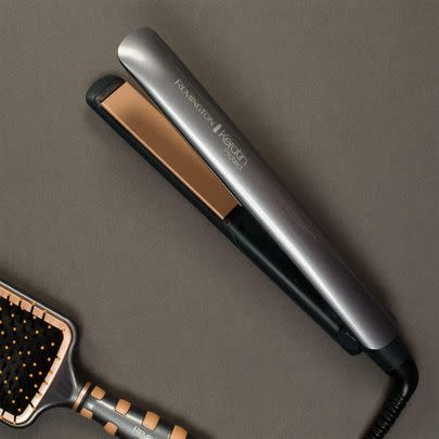 This Remington Keratin straightener adapts to your sepcific hair needs. It's 71% off!