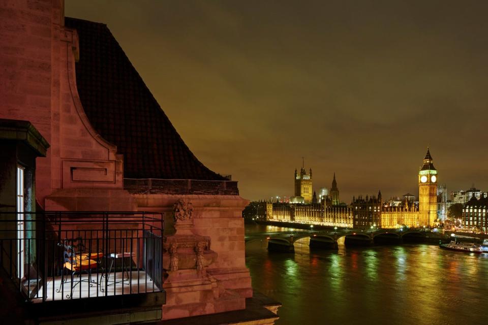 The Balcony Suite at London Marriott Hotel County Hall (London Marriott Hotel County Hall)