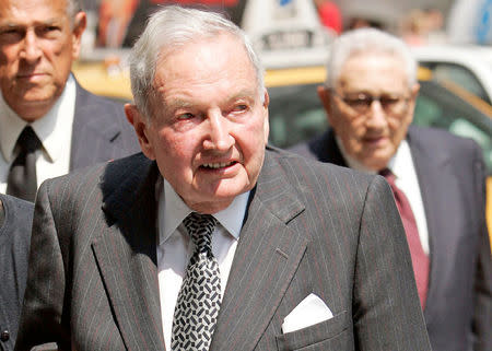 FILE PHOTO -- David Rockefeller arrives at the funeral service for New York socialite and philanthropist Brooke Astor at St. Thomas Church in New York, August 17, 2007. REUTERS/Jeff Zelevansky/File Photo