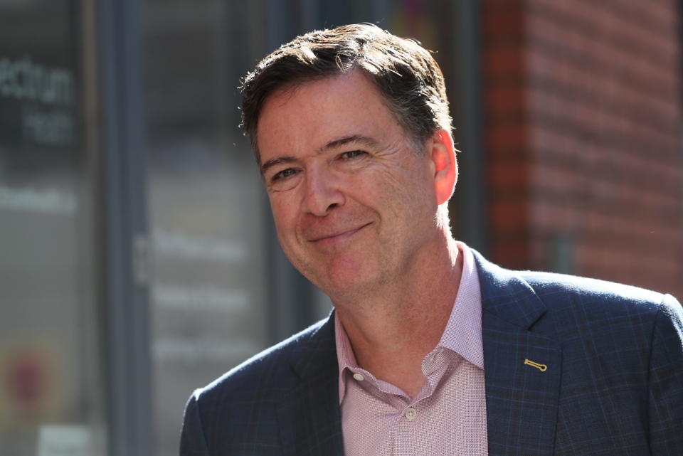 Former FBI Director James Comey, in an op-ed on Sunday, voiced support for the bureau as it investigates the allegations against&nbsp;Supreme Court nominee Brett Kavanaugh. (Photo: Brian Lawless - PA Images via Getty Images)