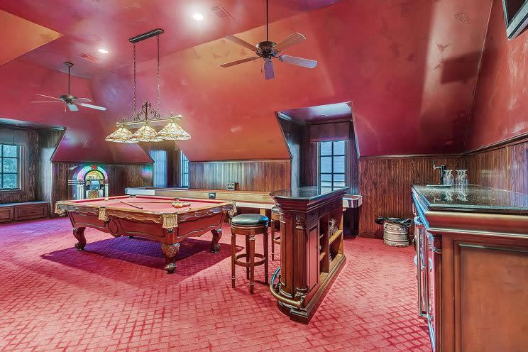 Selena Gomez’s house has a game room. (Photo: Charles Lauersdorf)