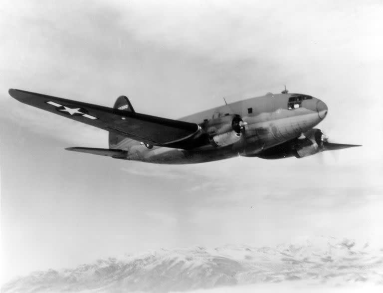 La nave de transporte C-46, que despegó desde el sur de China, volaba con 13 personas a bordo cuando desapareció en la primera semana de 1945