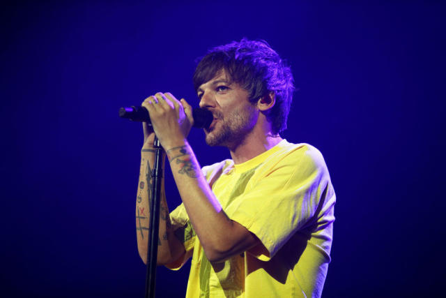 Louis Tomlinson Broke His Arm And Had Some Bad News For His Fans