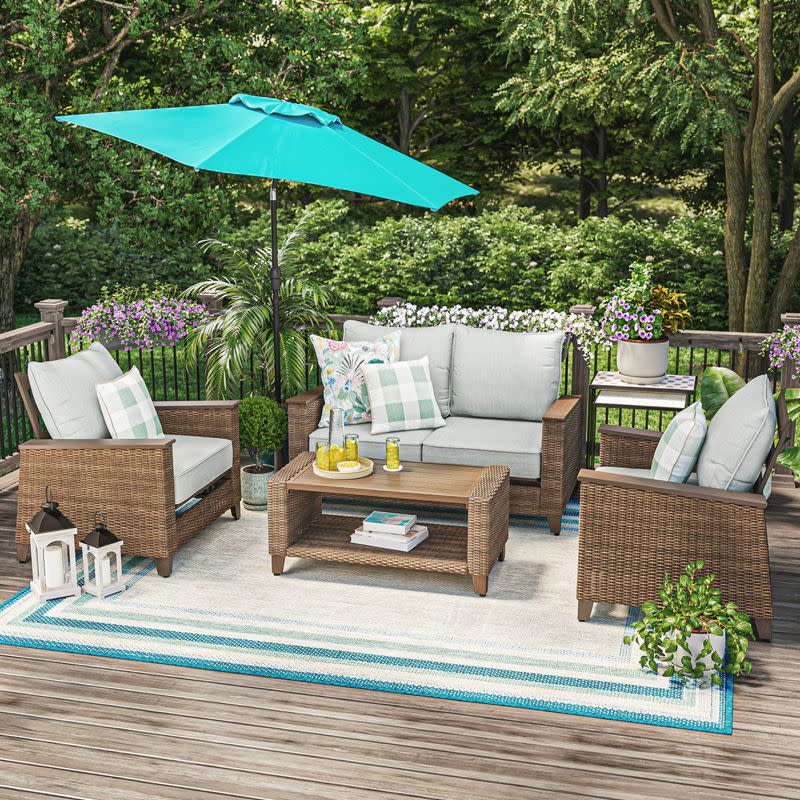 outdoor furniture stores