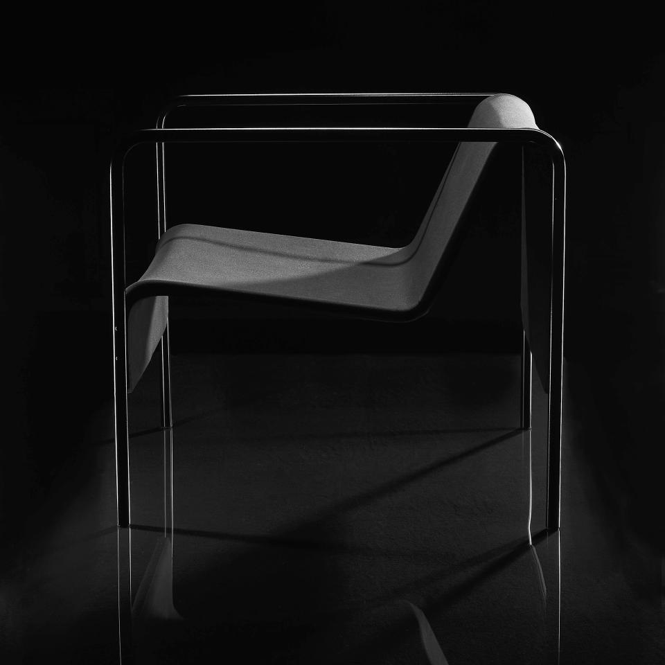 Chaise tubulaire de la collection Swedish House Mafia