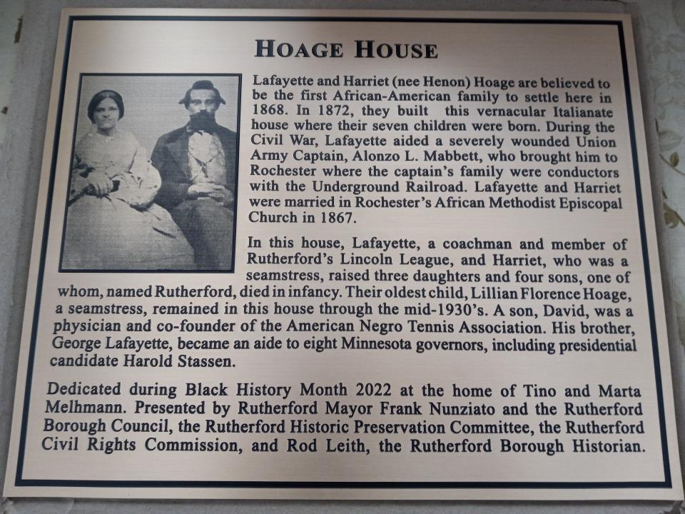 Plaque on the Hoage House in Rutherford.